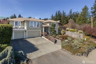 1355 Jackman Street, Port Townsend, WA 98368