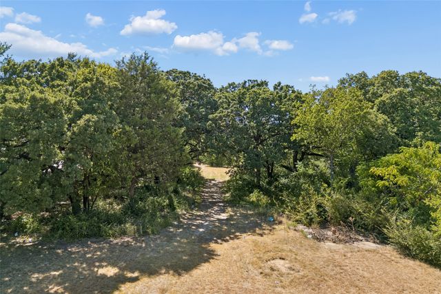 335 S St Augustine, Dallas, TX 75217