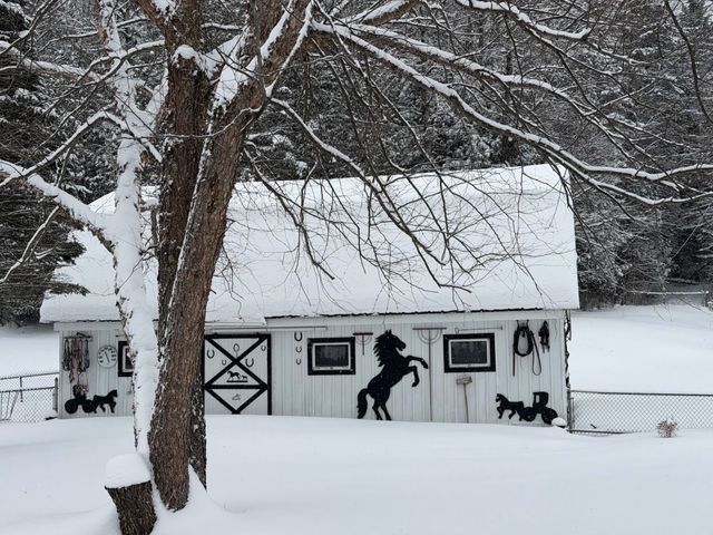 3724 Vt Route 105 Road, Derby, VT 05829