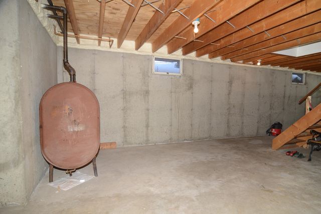 3724 Vt Route 105 Road, Derby, VT 05829