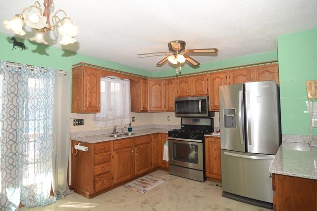 3724 Vt Route 105 Road, Derby, VT 05829