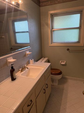 7007 Edgemoor Drive, Houston, TX 77074