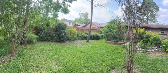 7007 Edgemoor Drive, Houston, TX 77074