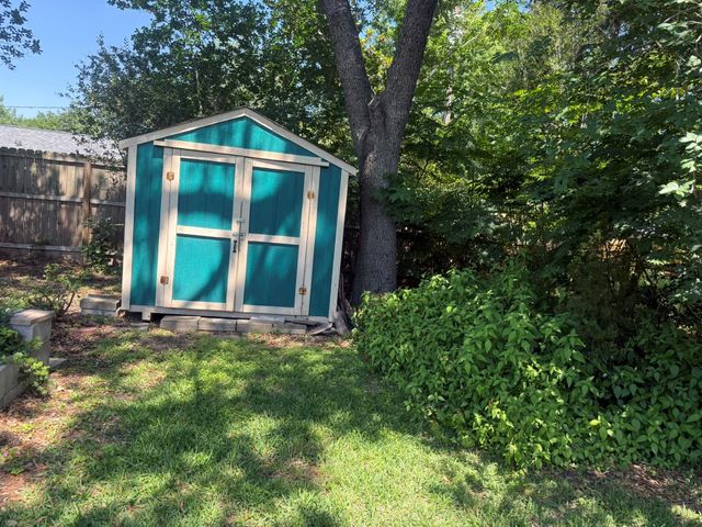 7007 Edgemoor Drive, Houston, TX 77074