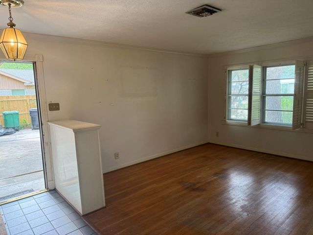 7007 Edgemoor Drive, Houston, TX 77074
