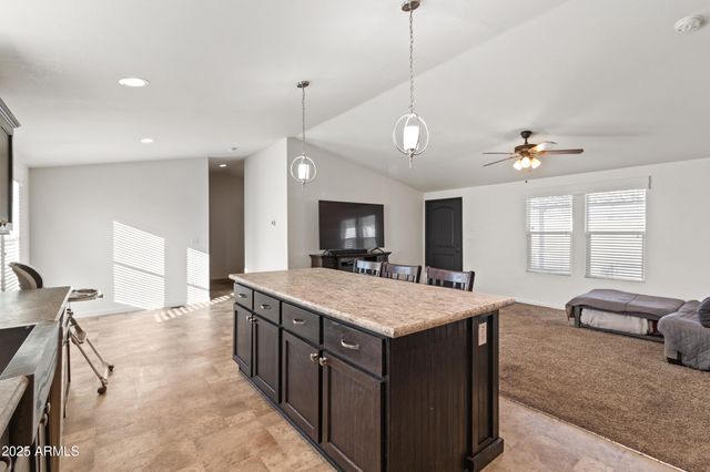 400 W BASELINE Road 281, Tempe, AZ 85283