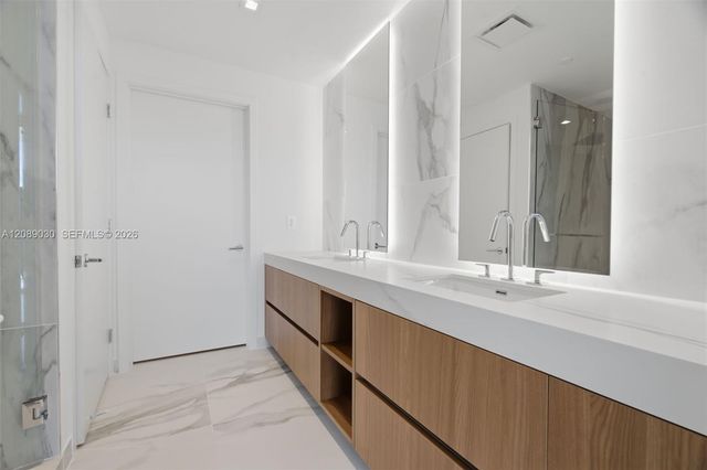 1400 Biscayne Boulevard 3502, Miami, FL 33132