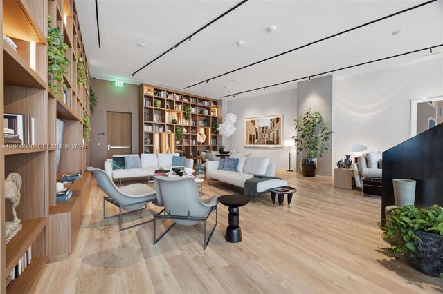 1400 Biscayne Boulevard 3502, Miami, FL 33132