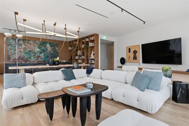 1400 Biscayne Boulevard 3502, Miami, FL 33132