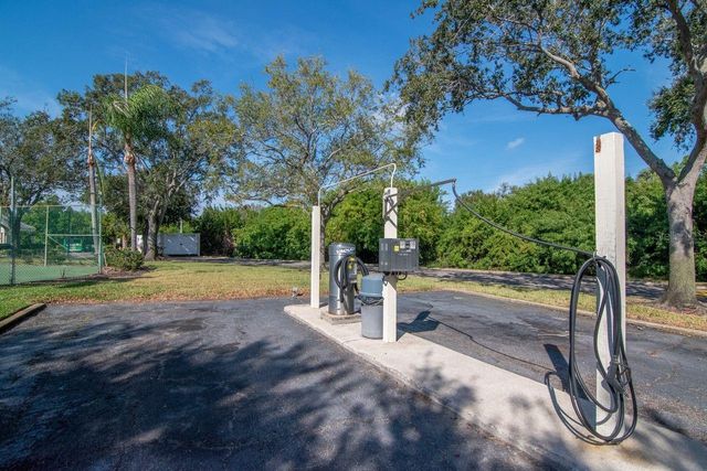 115 112TH AVENUE NE 602, St Petersburg, FL 33716