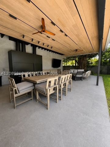 18700 NE 21st Ave, North Miami Beach, FL 33179