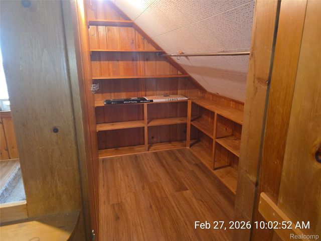 25695 Orchard Drive, Dearborn Heights, MI 48125