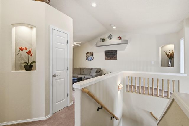 4203 Caprock Road NW, Albuquerque, NM 87114
