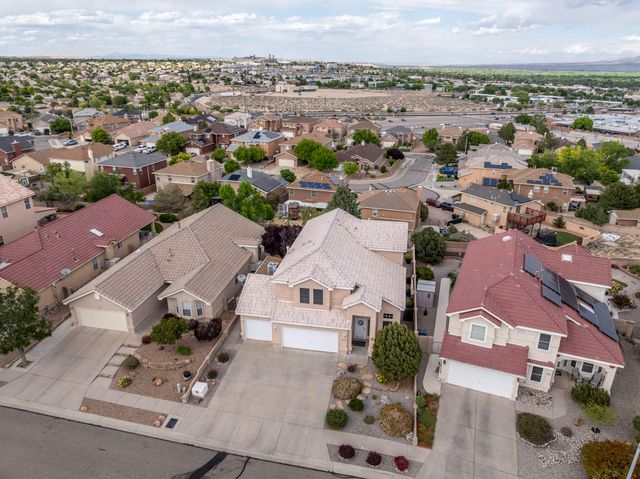 4203 Caprock Road NW, Albuquerque, NM 87114