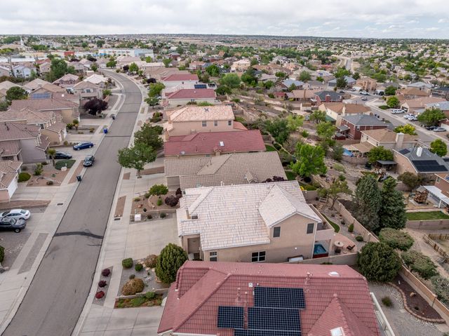 4203 Caprock Road NW, Albuquerque, NM 87114