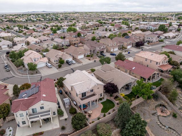 4203 Caprock Road NW, Albuquerque, NM 87114