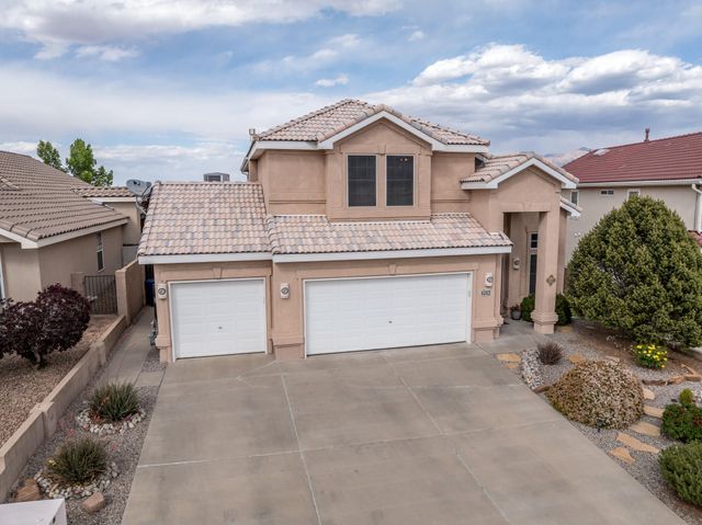 4203 Caprock Road NW, Albuquerque, NM 87114