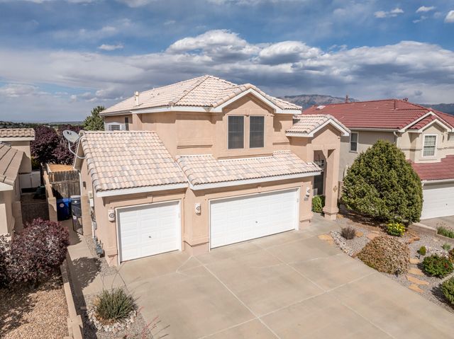 4203 Caprock Road NW, Albuquerque, NM 87114
