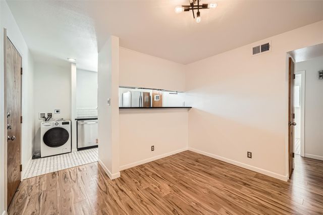 1909 Leona ST 102, Austin, TX 78722