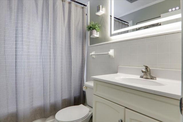 1812 Shady Crest Street, Decatur, IL 62521