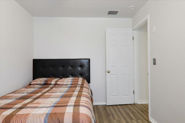 1812 Shady Crest Street, Decatur, IL 62521