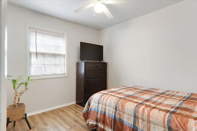 1812 Shady Crest Street, Decatur, IL 62521