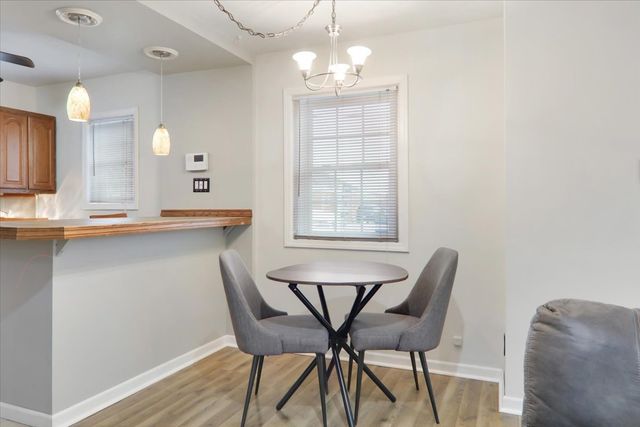 1812 Shady Crest Street, Decatur, IL 62521