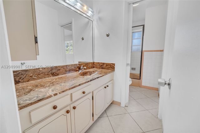 7970 SW 17th St, Miami, FL 33155
