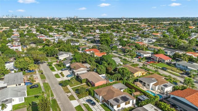 7970 SW 17th St, Miami, FL 33155