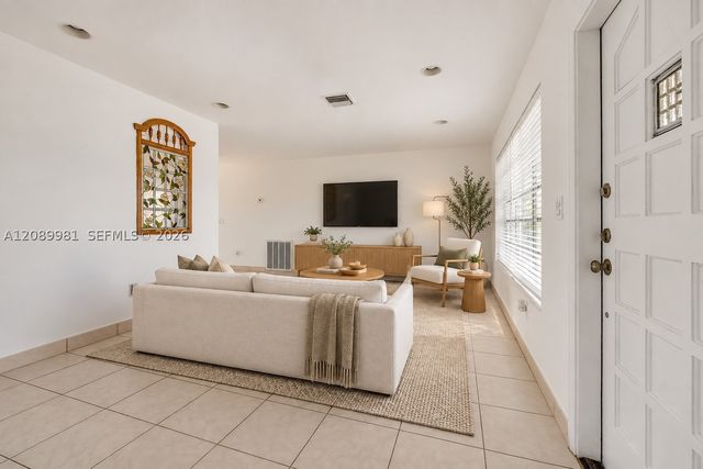 7970 SW 17th St, Miami, FL 33155