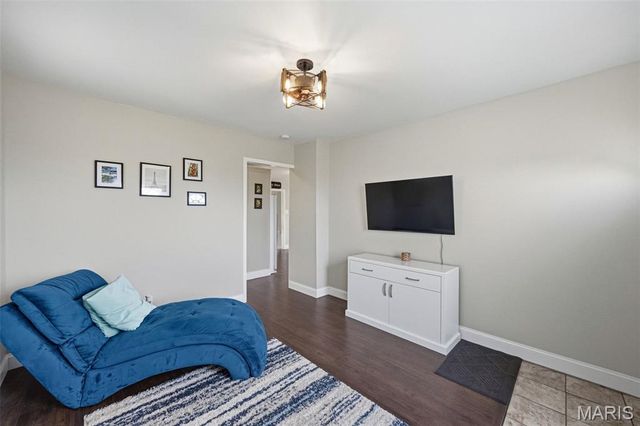 3986 Neosho Street, St Louis, MO 63116