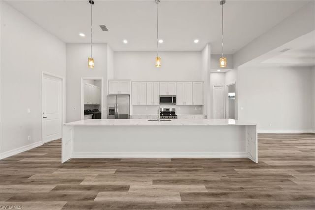 1707 NW 34th AVE, Cape Coral, FL 33993