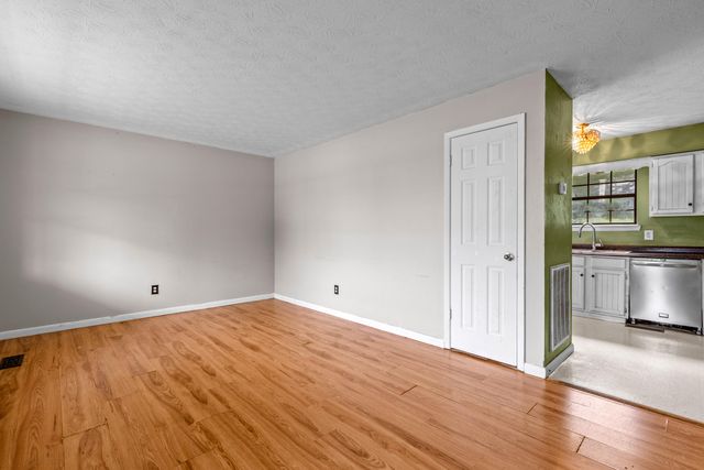 155 Gwen Drive, Ringgold, GA 30736
