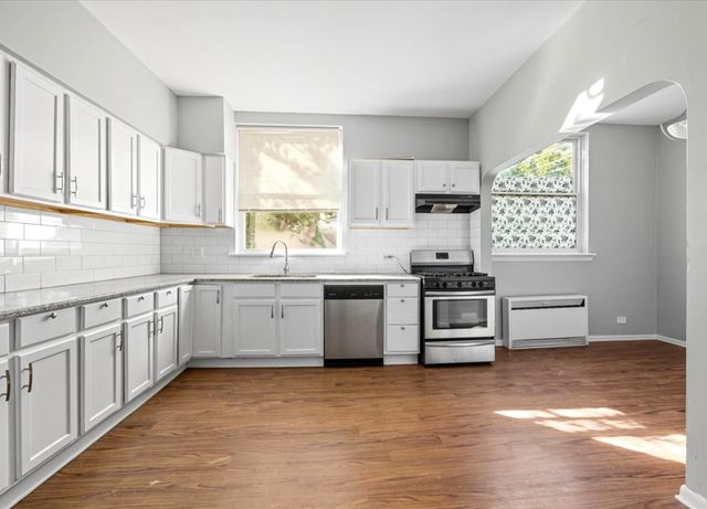 7208 W School Street 1, Chicago, IL 60634