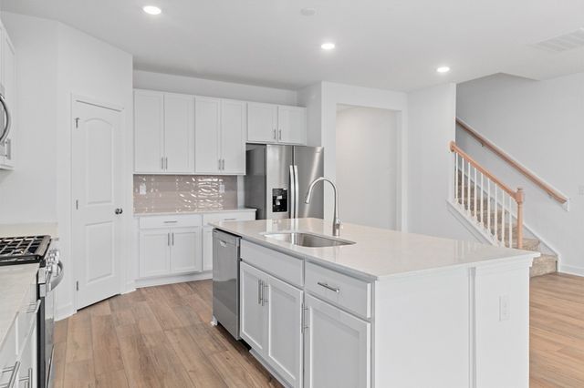 705 Wiskey Trail, Mount Juliet, TN 37122