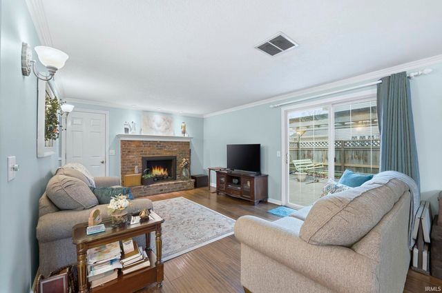 6033 Monarch Drive, Fort Wayne, IN 46815