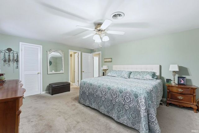 6033 Monarch Drive, Fort Wayne, IN 46815