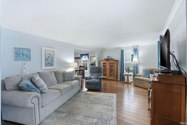 6033 Monarch Drive, Fort Wayne, IN 46815