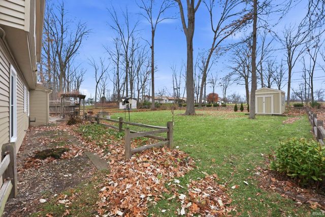 6033 Monarch Drive, Fort Wayne, IN 46815