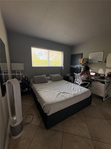12125 NE 2nd Avenue, North Miami, FL 33161