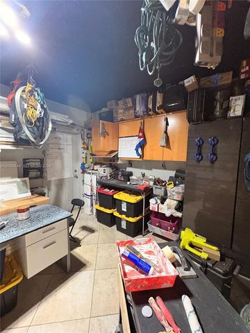 12125 NE 2nd Avenue, North Miami, FL 33161