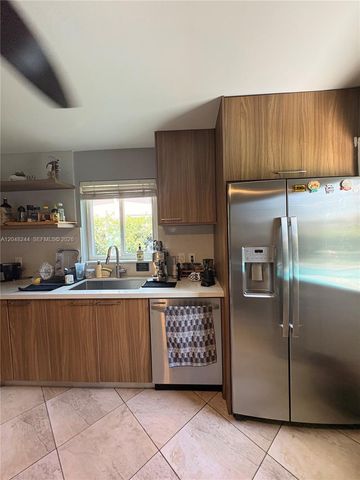 12125 NE 2nd Avenue, North Miami, FL 33161