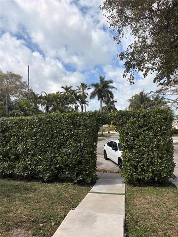 12125 NE 2nd Avenue, North Miami, FL 33161