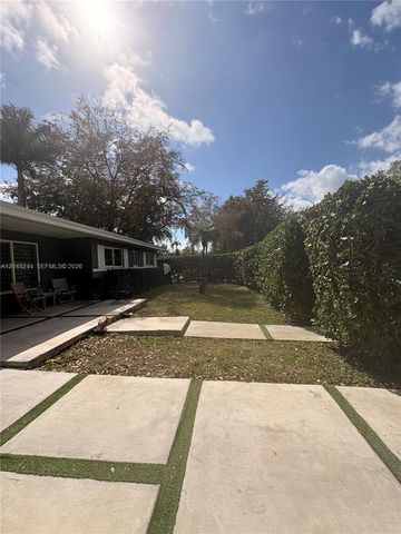 12125 NE 2nd Avenue, North Miami, FL 33161