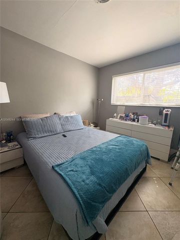 12125 NE 2nd Avenue, North Miami, FL 33161