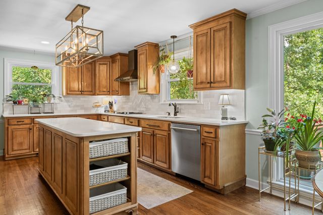 1240 Cliftee Dr, Brentwood, TN 37027