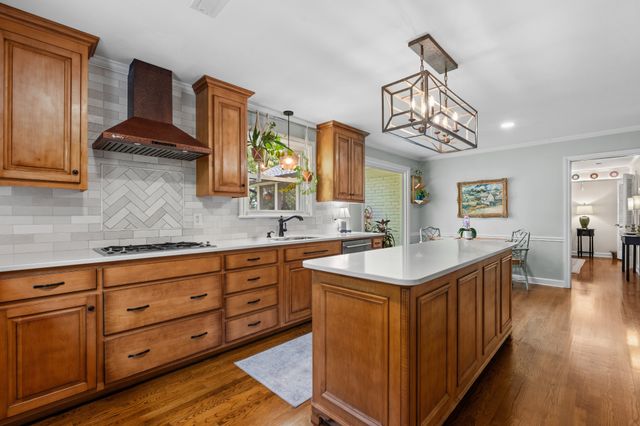 1240 Cliftee Dr, Brentwood, TN 37027