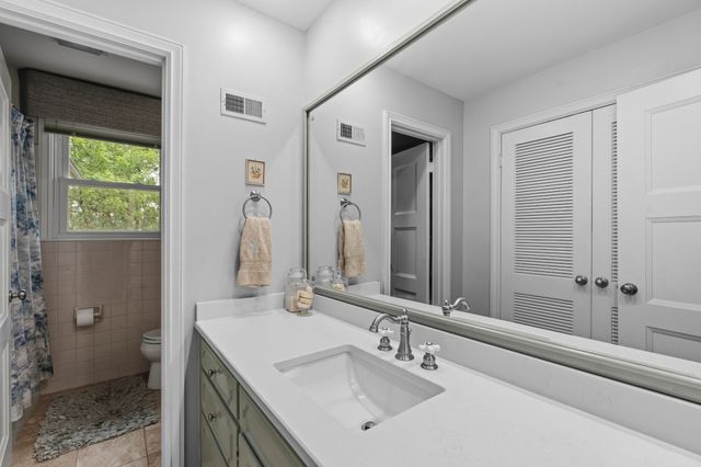 1240 Cliftee Dr, Brentwood, TN 37027