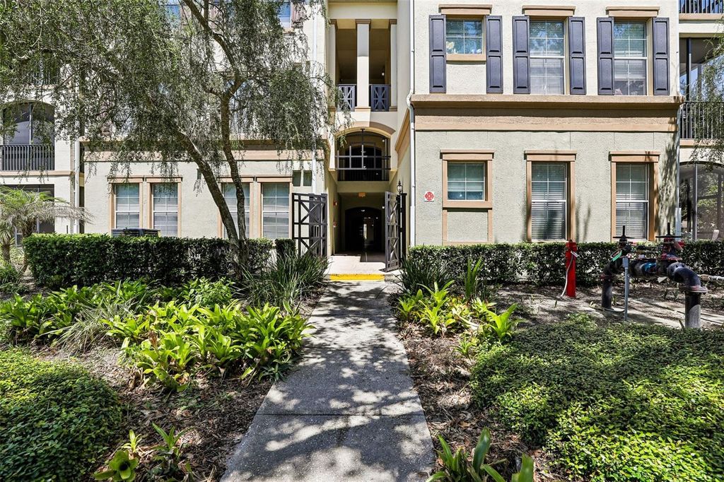 Image 2 of property listing at 11564 MIZZON DRIVE 102, Windermere, FL 34786