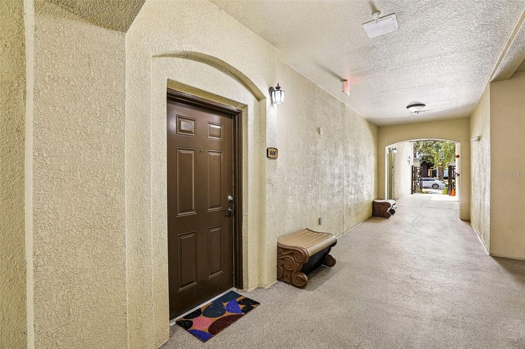 Image 4 of property listing at 11564 MIZZON DRIVE 102, Windermere, FL 34786